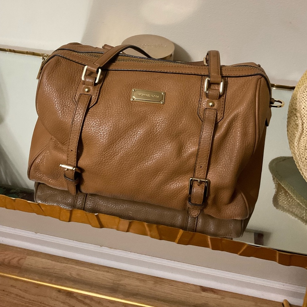 Michael Kors, Brown